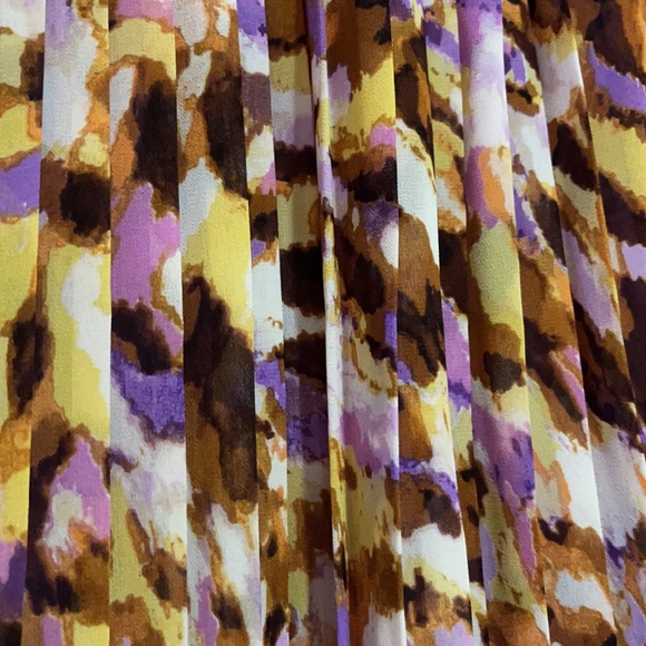 NWT | JNY Women’s 16 Pleated Skirt - Picture 4 of 11